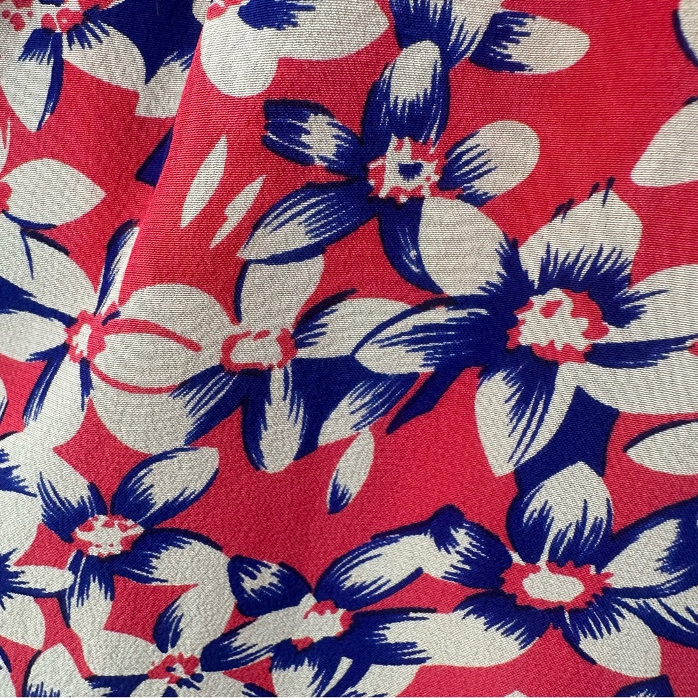 Yumi Kim Silk Dress- tulip hem with pockets, pink, blue and white floral print - Picture 13 of 16
